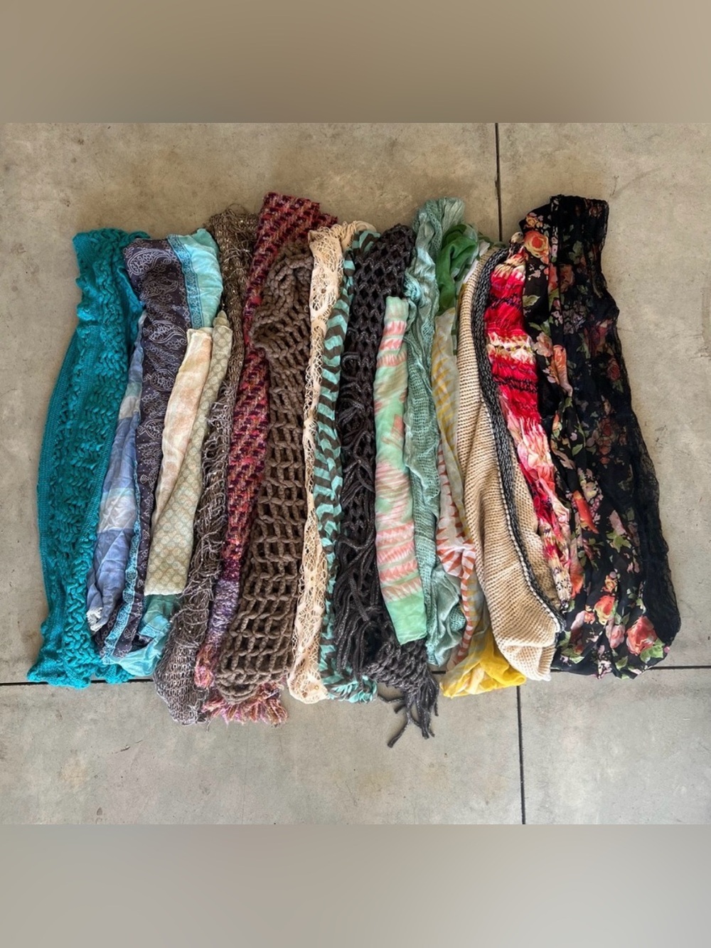 Assorted Women's Fashion Scarves - Mixed Colors
